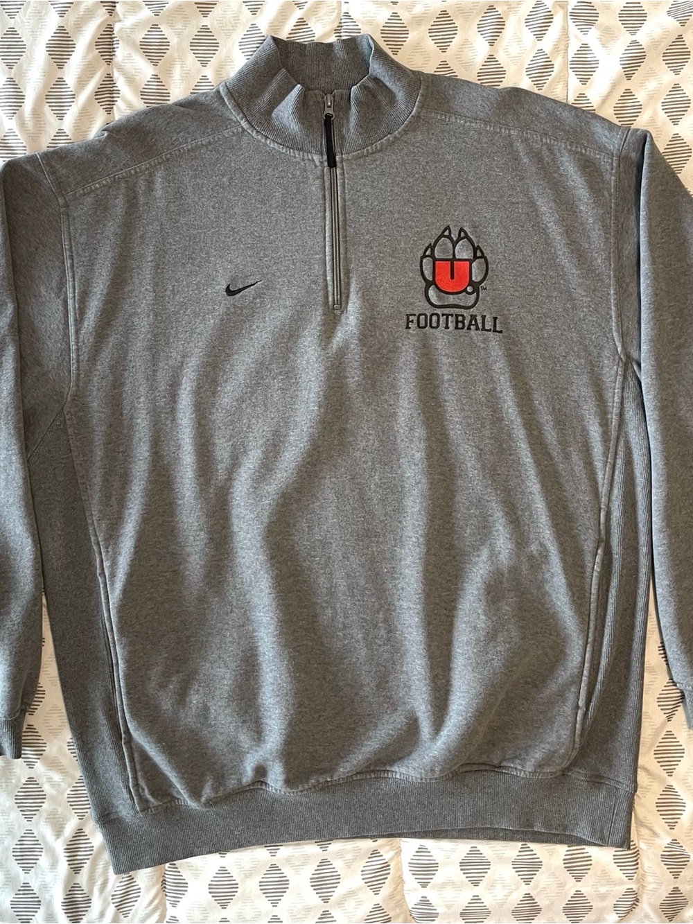 Nike 1/4 Zip Coyotes Football Pullover - University of South Dakota - Size XL